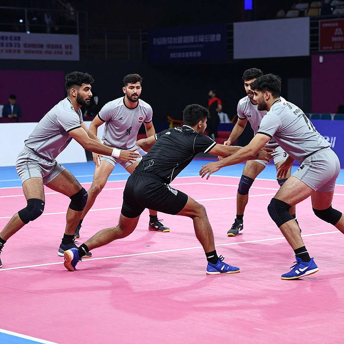 ৪৯–২৪: ভারত-জাপান কাবাডি ম্যাচের স্কোরলাইনের ভেতরে যে অঙ্কটা কেউ পড়েনি ৪৯–২৪: ভারত-জাপান কাবাডি ম্যাচের স্কোরলাইনের ভেতরে যে অঙ্কটা কেউ পড়েনি