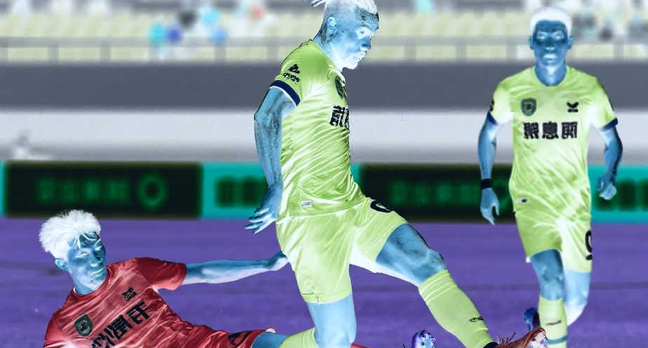 রোনাল্ডোর ২৭ টাচ: পর্তুগালের প্রেসিং নদী আর এক কিংবদন্তির অবসর-প্রশ্ন রোনাল্ডোর ২৭ টাচ: পর্তুগালের প্রেসিং নদী আর এক কিংবদন্তির অবসর-প্রশ্ন