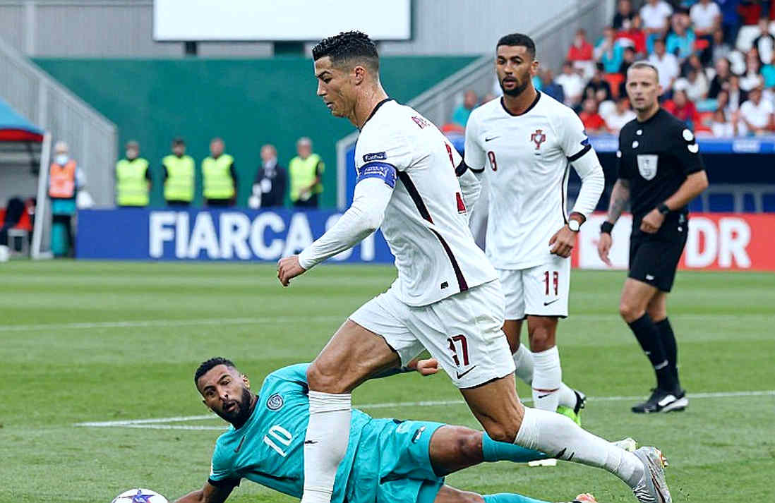 খালি ডেটাসেটের বলাড: ট্রান্সফার উইন্ডোর ক্যাম্পফায়ার, ব্লকচেইন টাইমস্ট্যাম্প আর নিরব রিফটের কোরাস খালি ডেটাসেটের বলাড: ট্রান্সফার উইন্ডোর ক্যাম্পফায়ার, ব্লকচেইন টাইমস্ট্যাম্প আর নিরব রিফটের কোরাস