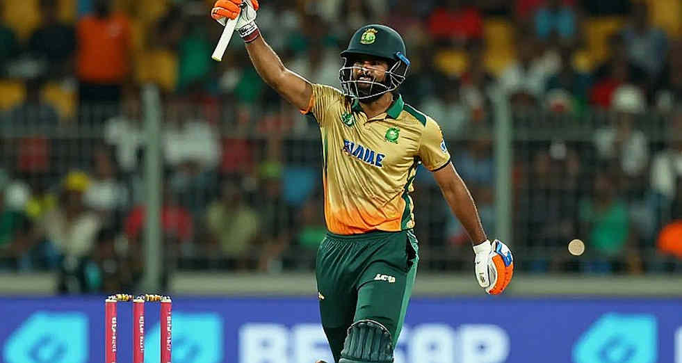 Where the Replay Stops: Blockchain Audit and Cricket's Decision Record Where the Replay Stops: Blockchain Audit and Cricket's Decision Record