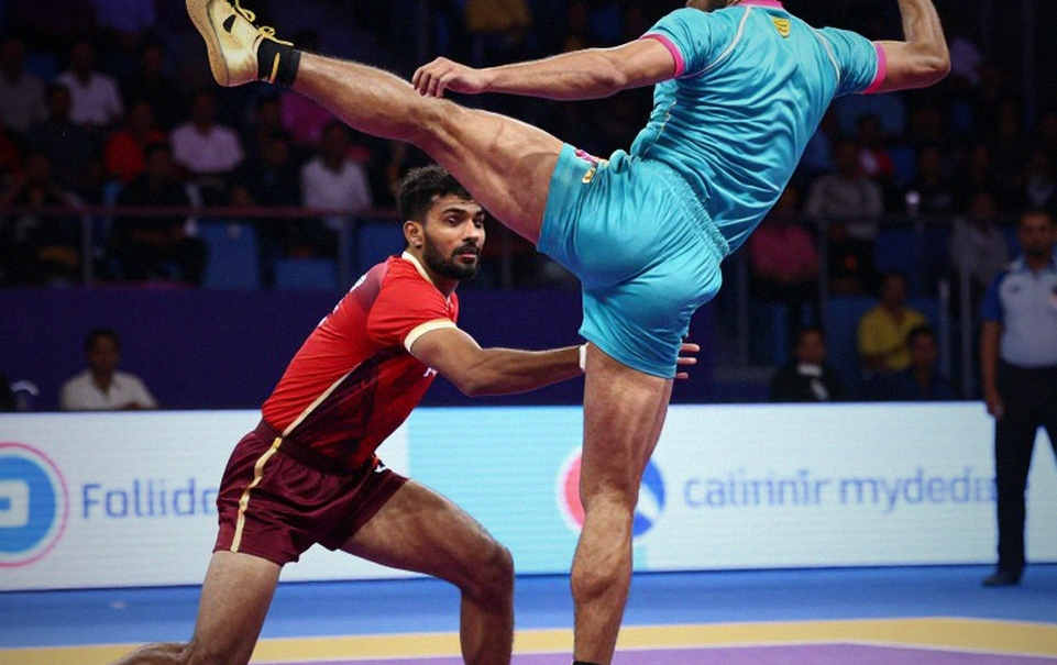 এশিয়ান গেমস কাবাডি: ভারতের ৪২-২১ জয়ের খাতায় ১১ বোনাস পয়েন্ট আর শেষ পাঁচ মিনিটের নীরব প্রশ্ন এশিয়ান গেমস কাবাডি: ভারতের ৪২-২১ জয়ের খাতায় ১১ বোনাস পয়েন্ট আর শেষ পাঁচ মিনিটের নীরব প্রশ্ন
