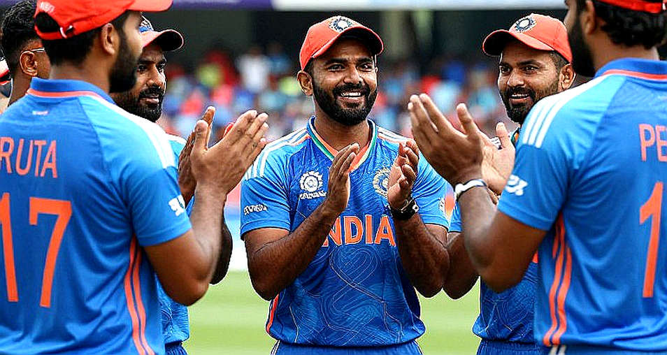 একদিনের ক্রিকেটে স্পিনের নতুন অর্থনীতি: মাঝের ওভারগুলোর নীরব নিয়ন্ত্রণ
