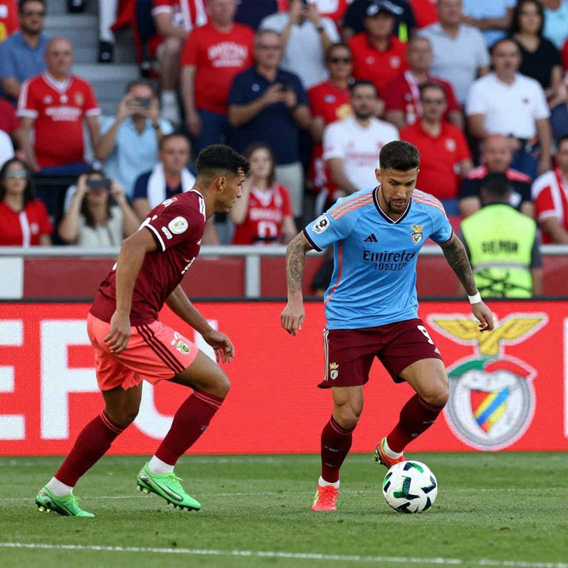 Still Last After Six Defeats: Gladbach's Win, Diks's Absence, and an Unfinished Patch Note
