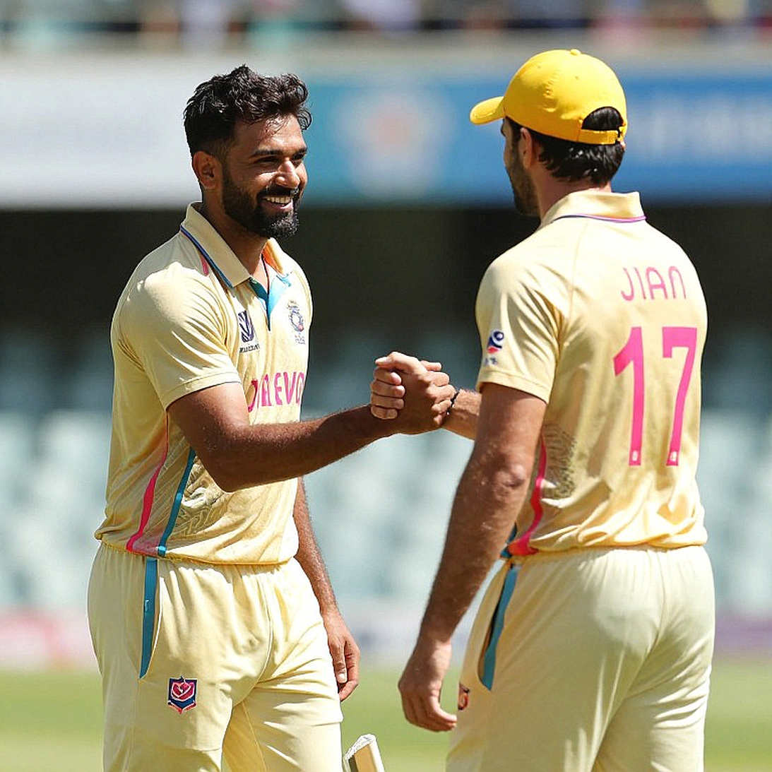 ট্রান্সফার উইন্ডোর গুজব-অর্থনীতি: নীল, কালো আর লাল দাগের হিসাব