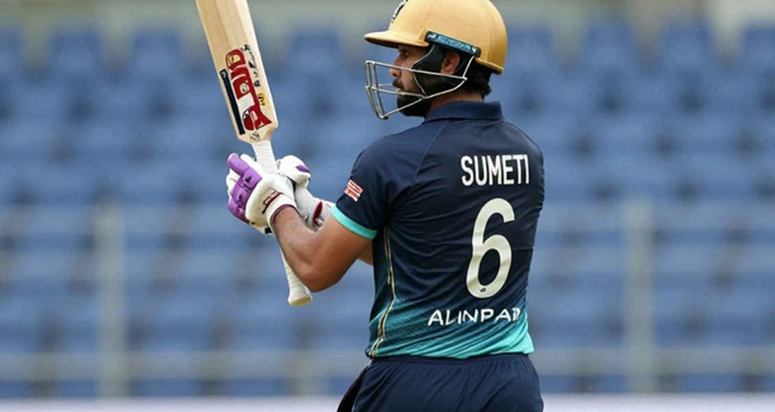 Three Spinners on a Dry Deck: Shanto's Toss Bet and Rahmat's First Test Captaincy in Abu Dhabi