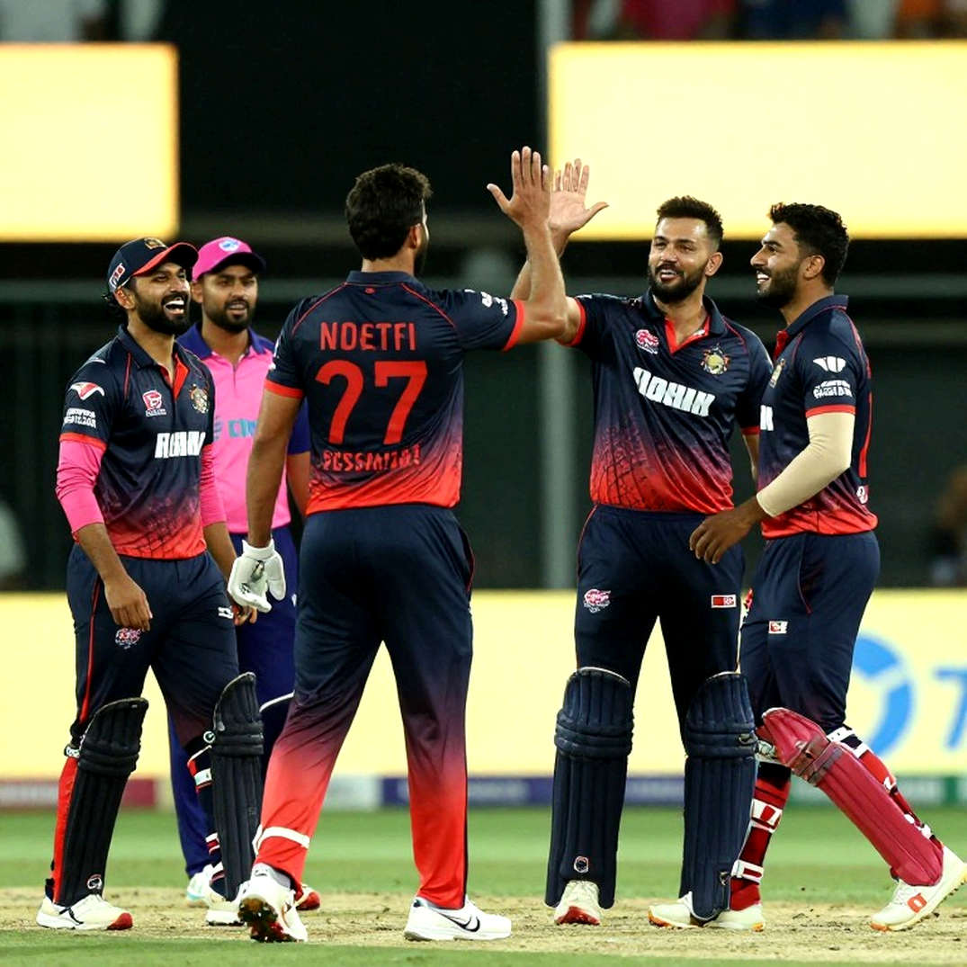 ব্লকচেইন ও ক্রিকেট ডেটা: ময়মনসিংহের ছায়াপথে একটি লণ্ঠন ব্লকচেইন ও ক্রিকেট ডেটা: ময়মনসিংহের ছায়াপথে একটি লণ্ঠন