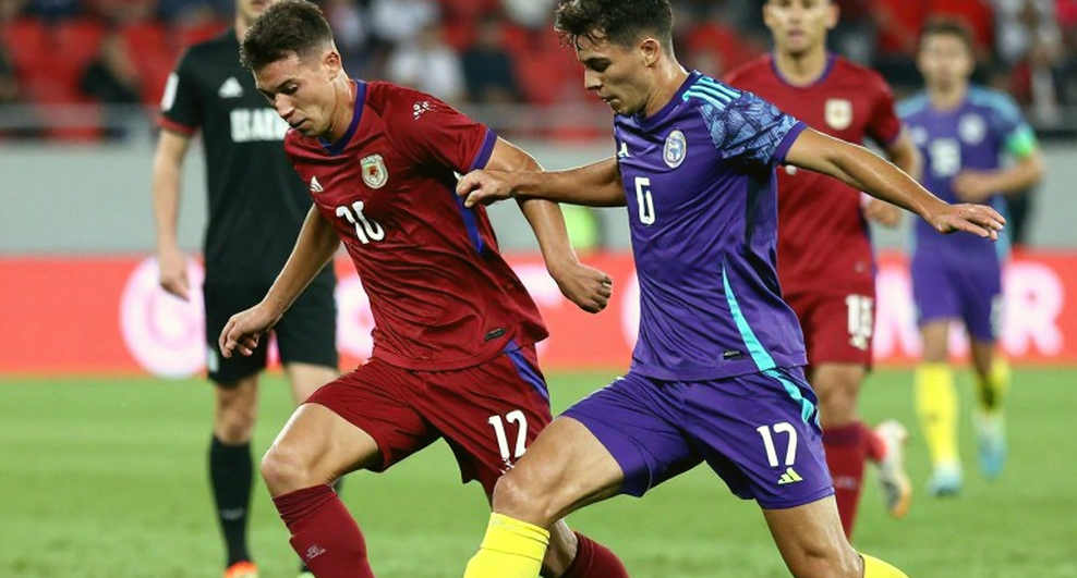 Four Glove Duties, Four Clauses: Suzuki Zaion's 'Can Do Everything' and the Quiet Audit of Goalkeeper Law Four Glove Duties, Four Clauses: Suzuki Zaion's 'Can Do Everything' and the Quiet Audit of Goalkeeper Law