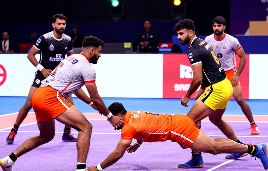 টিভি চ্যানেলের তালিকা চেয়েছিলাম, হাতে এল শুধু একটা তারিখ