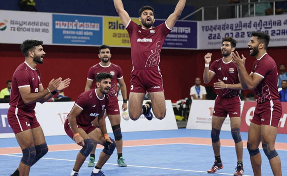 পাভান সেহরাওয়াত স্টারটিং সেভেনে নেই: ভারত-ইরান ফাইনাল নিয়ে যে আলোচনাটা আসলে কাবাডি নিয়ে নয়